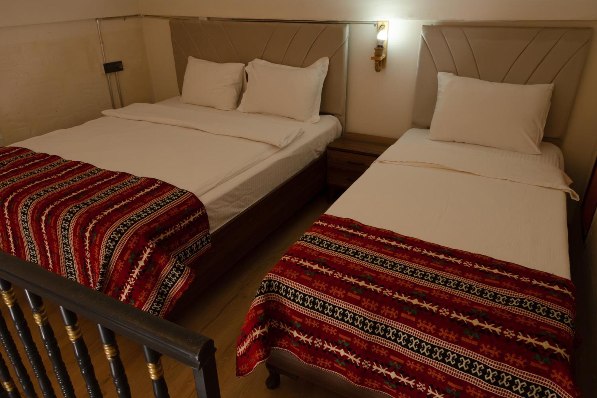 Hotel Dostlar Konagi à Sahinbey Extérieur photo