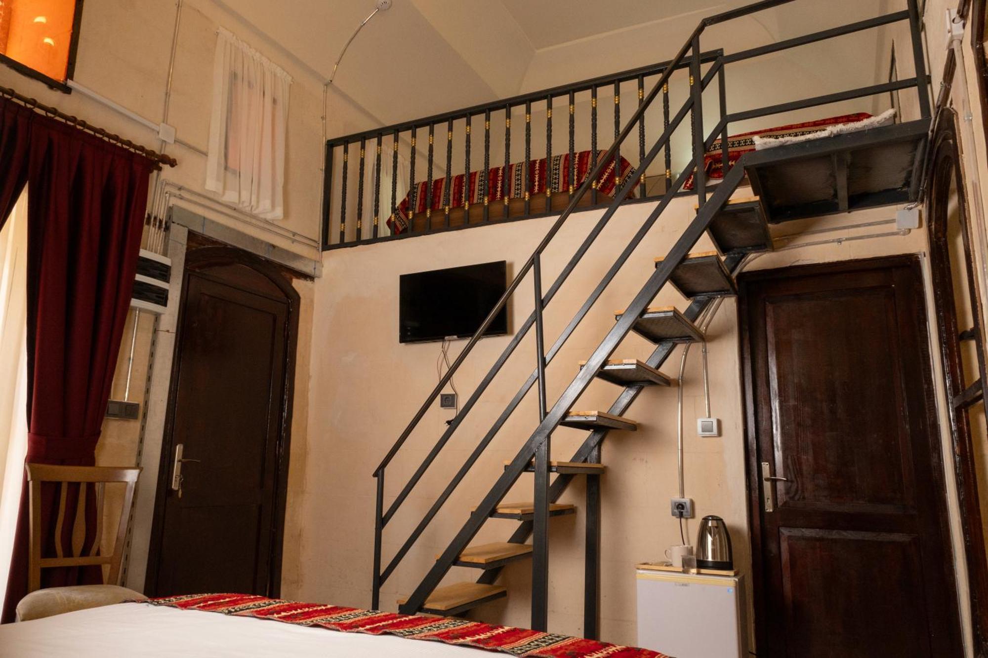 Hotel Dostlar Konagi à Sahinbey Extérieur photo