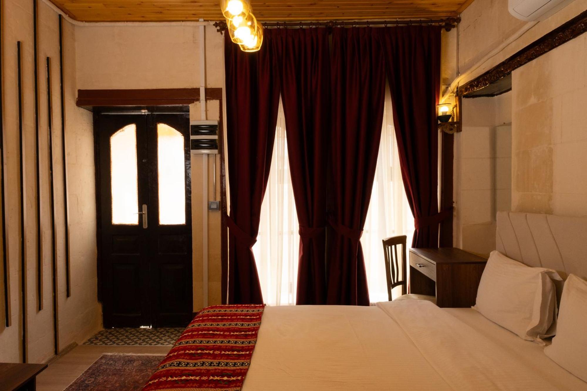 Hotel Dostlar Konagi à Sahinbey Extérieur photo