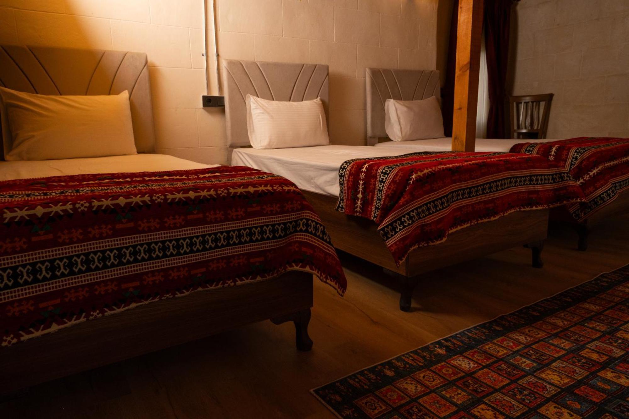 Hotel Dostlar Konagi à Sahinbey Extérieur photo